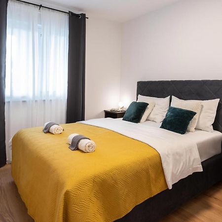 Design 2Bdr Apartment With Balcony- Free Parking Zagreb Exterior photo